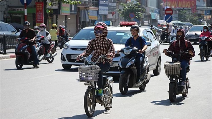 Dự báo thời tiết ngày 21/5/2023:Hà Nội ngày nắng nóng, chiều tối có mưa dông